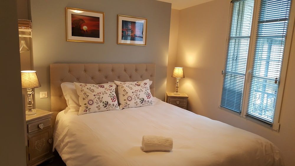 Standard Double Room, 1 Queen Bed, Non Smoking, City View (Afrique)