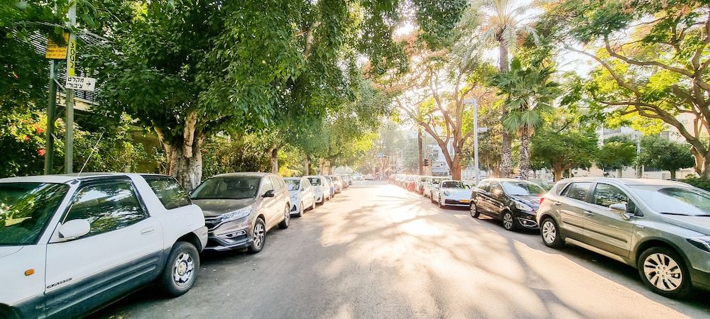 Charming 2BDR apt W Private Garden TL41 Family Apartment 17