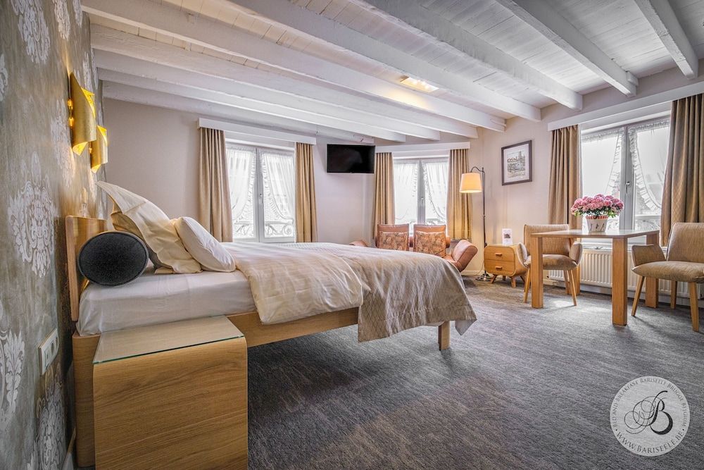 B&B Bariseele Adults only Romantic Suite, 1 King Bed, City View 3