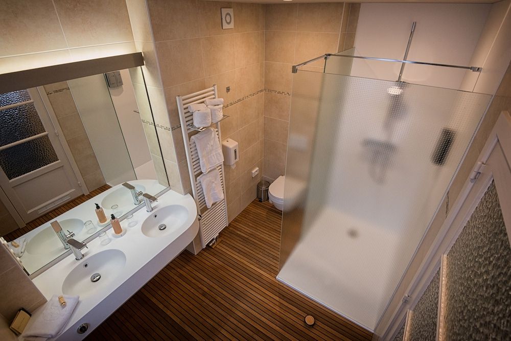 B&B Bariseele Adults only Romantic Suite, 1 King Bed, Balcony 7