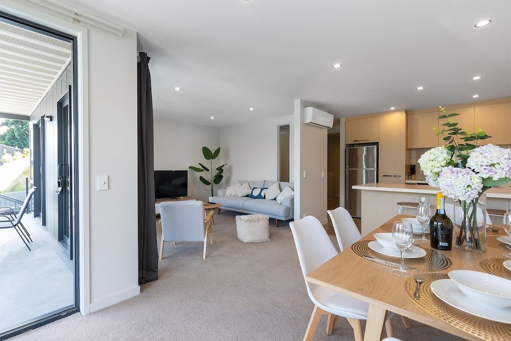 Alpine Getaway Private 3 Bedroom Apartment 9