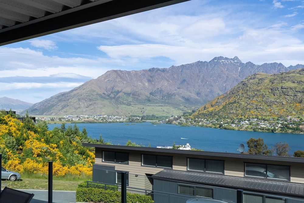 Alpine Getaway Private 3 Bedroom Apartment 15