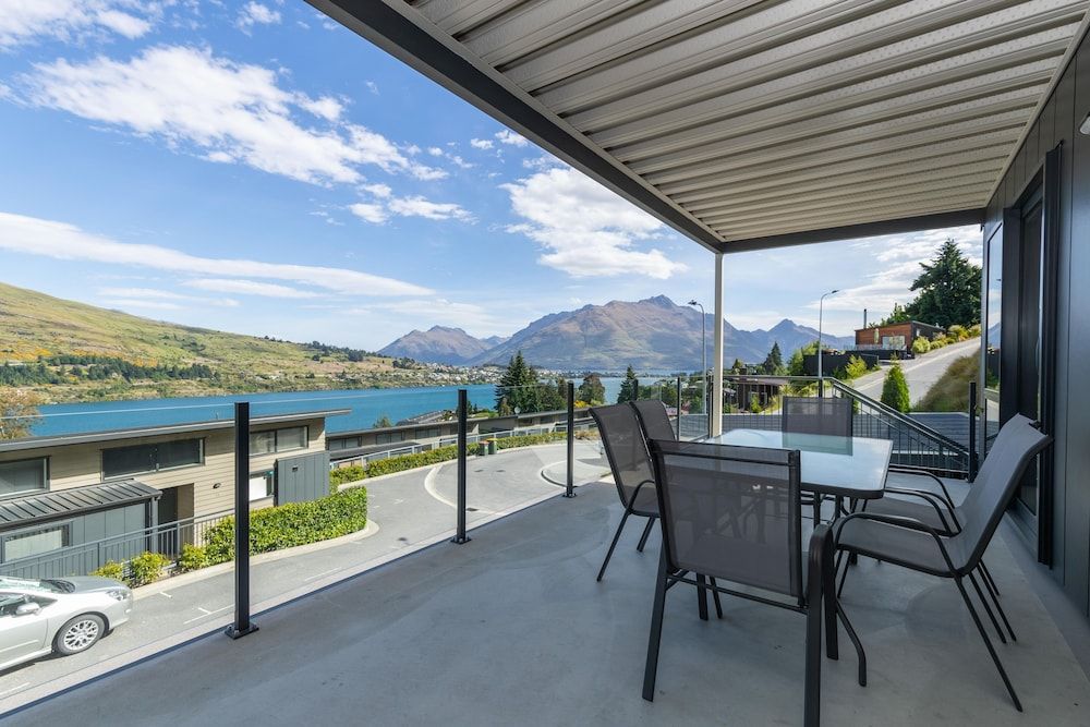 Alpine Getaway Private 3 Bedroom Apartment 12