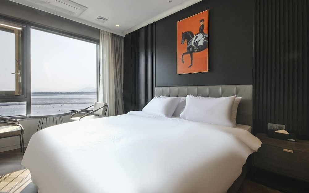 undefined The Brain Hotel 2