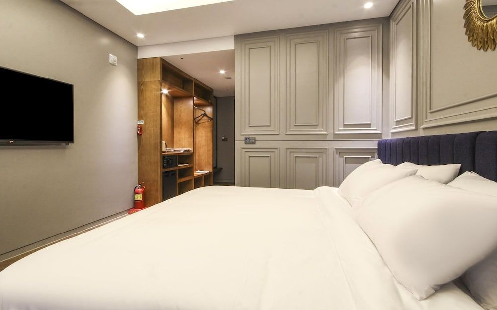 The Brain Hotel Superior Double Room, Ocean View (Breakfast Not Available on Sun) 2