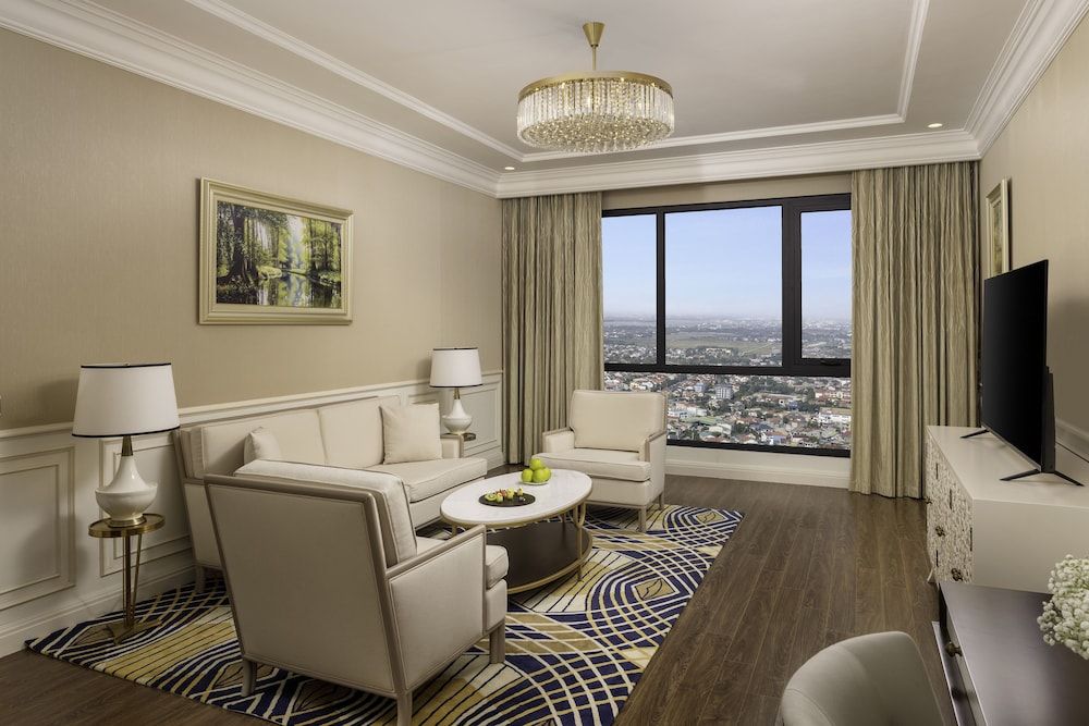 Meliá Vinpearl Phu Ly Suite 9