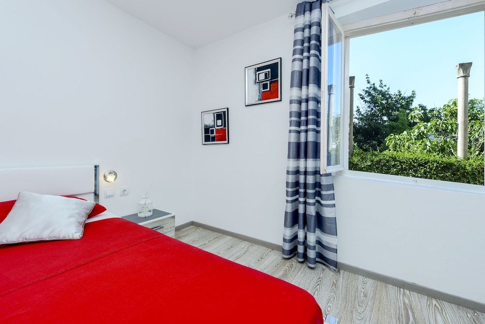 undefined Villa Tolja Lapad beach apartments 6