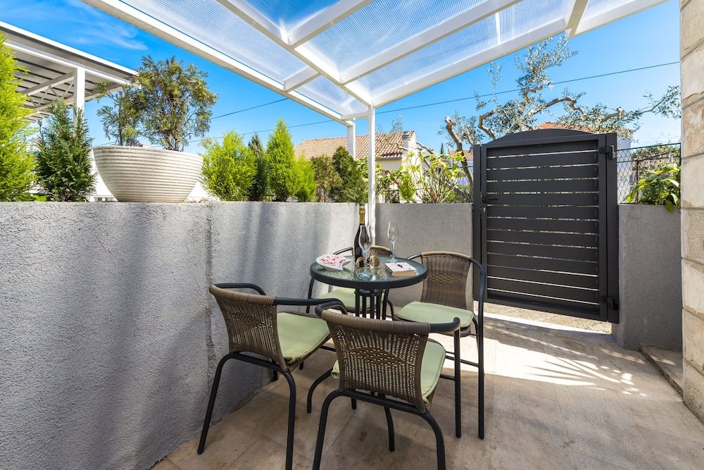 Villa Tolja Lapad beach apartments Superior Apartment, 1 Queen Bed with Sofa bed, Non Smoking 17