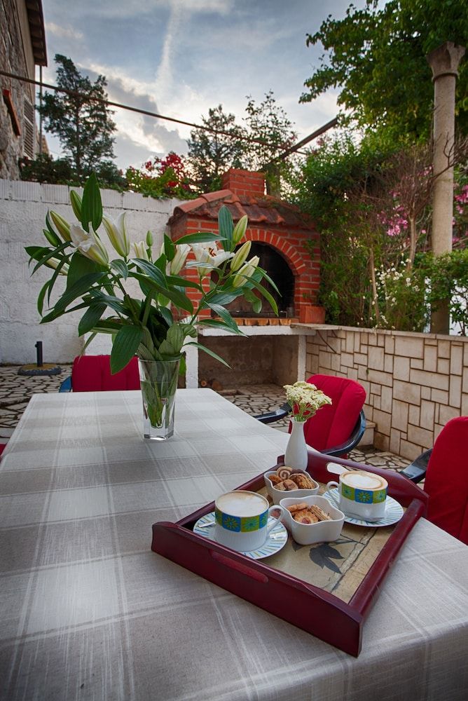 undefined Villa Tolja Lapad beach apartments 4