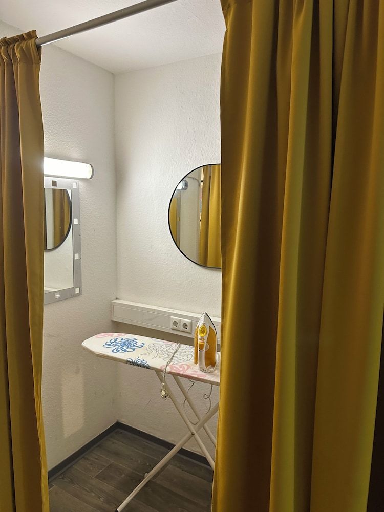 Pauli Hostel Shared Dormitory, Shared Bathroom (3 Bunk Beds)