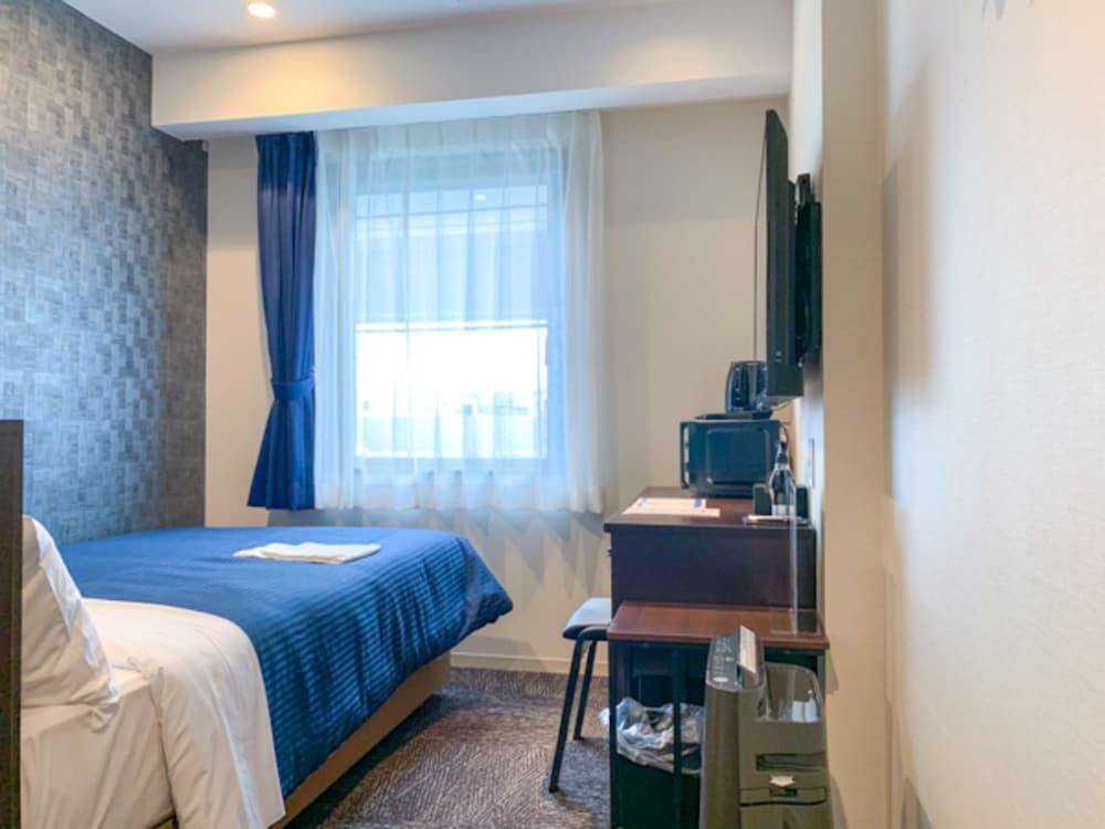 Single Room, Smoking (Dog Friendly)