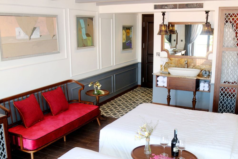 Deluxe Triple Room