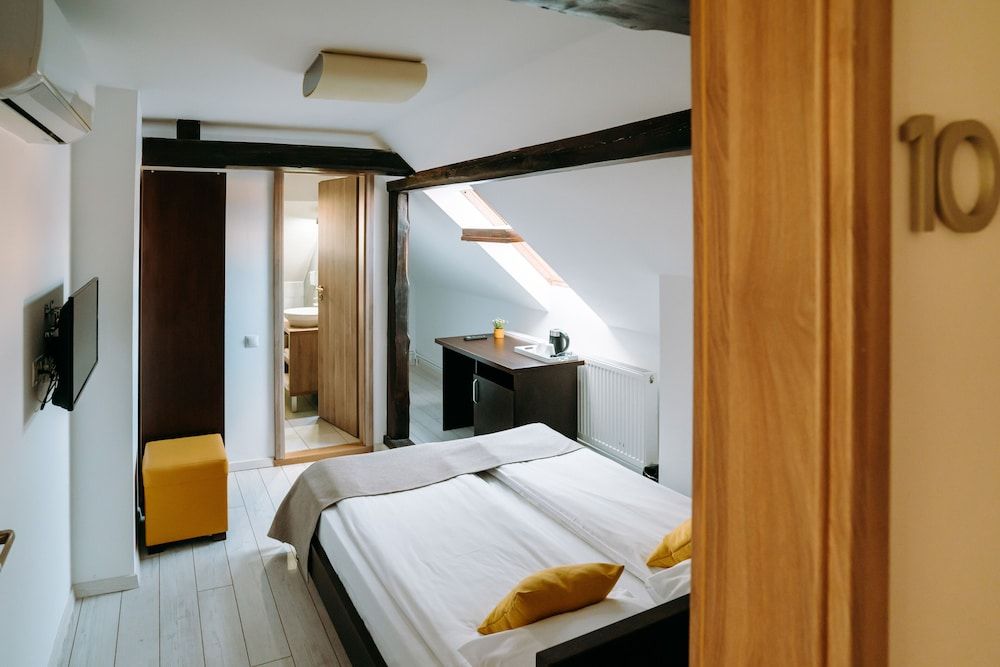 Vila Anca Standard Room, Courtyard View 2