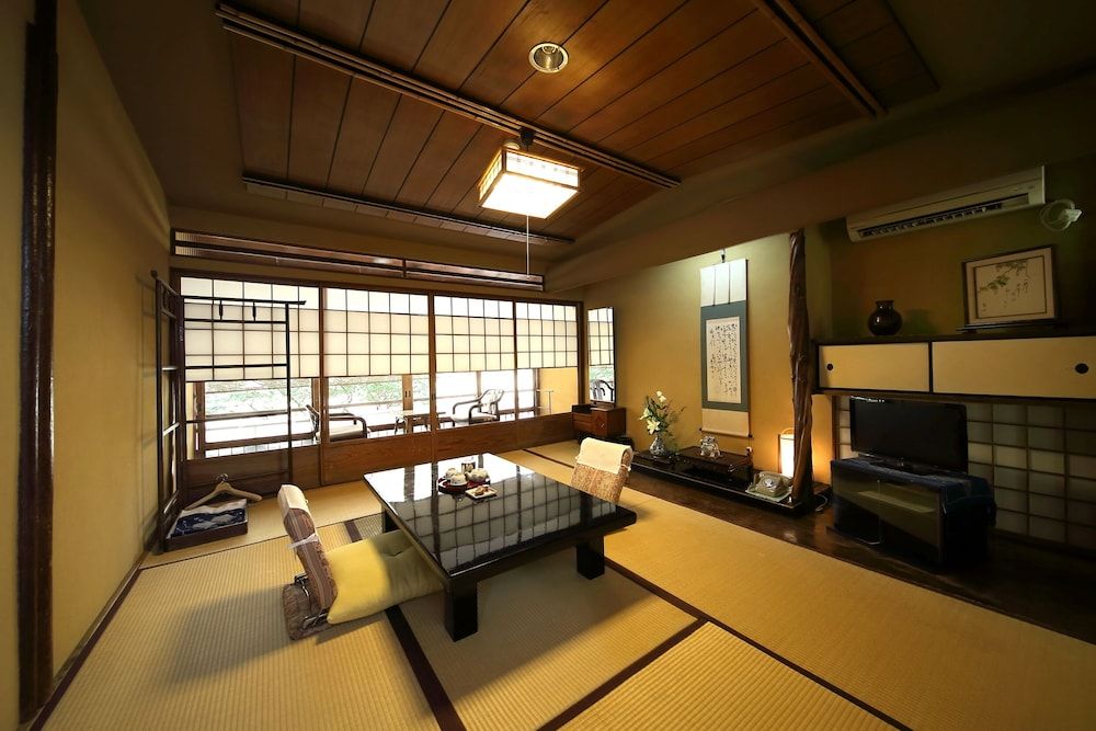 undefined Yadoya Kikokuso 4