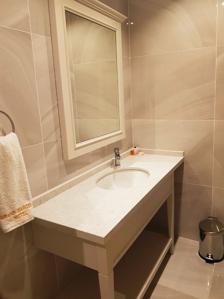 Grand Marcello Hotel & Spa Deluxe Double or Twin Room, Multiple Beds, Non Smoking 31