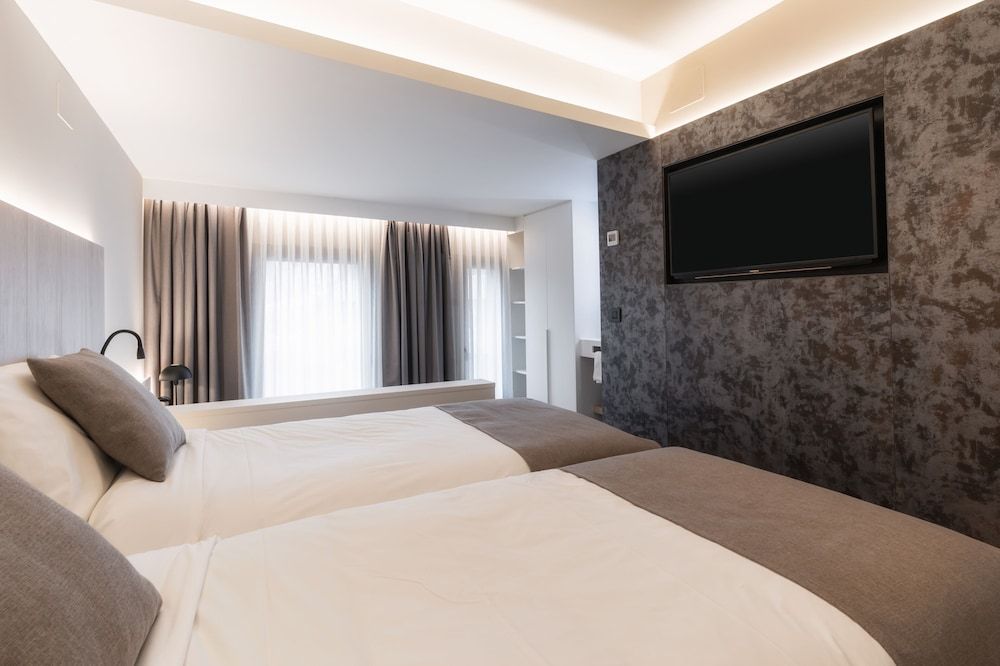 Hotel Montarto Double Room 2