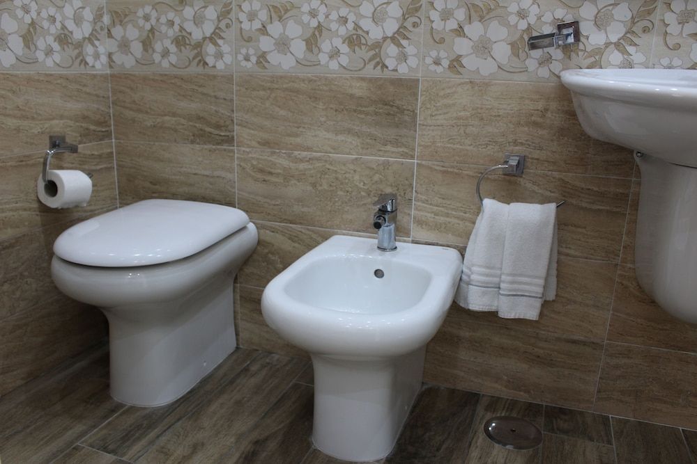 Philip Royal Double Room (2) 6