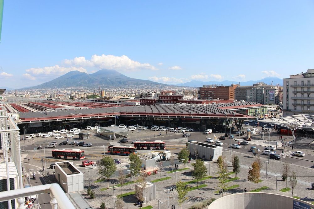 undefined Philip Royal 7