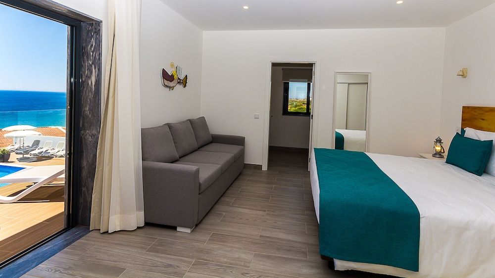 Mareta Beach House Superior Double or Twin Room, Ocean View 2