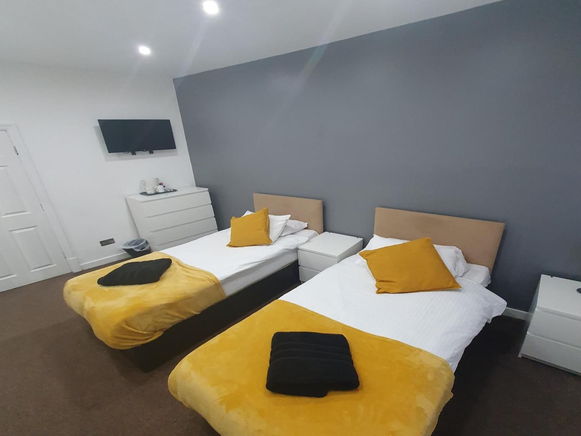 undefined South Beach Kings Promenade Hotel 9