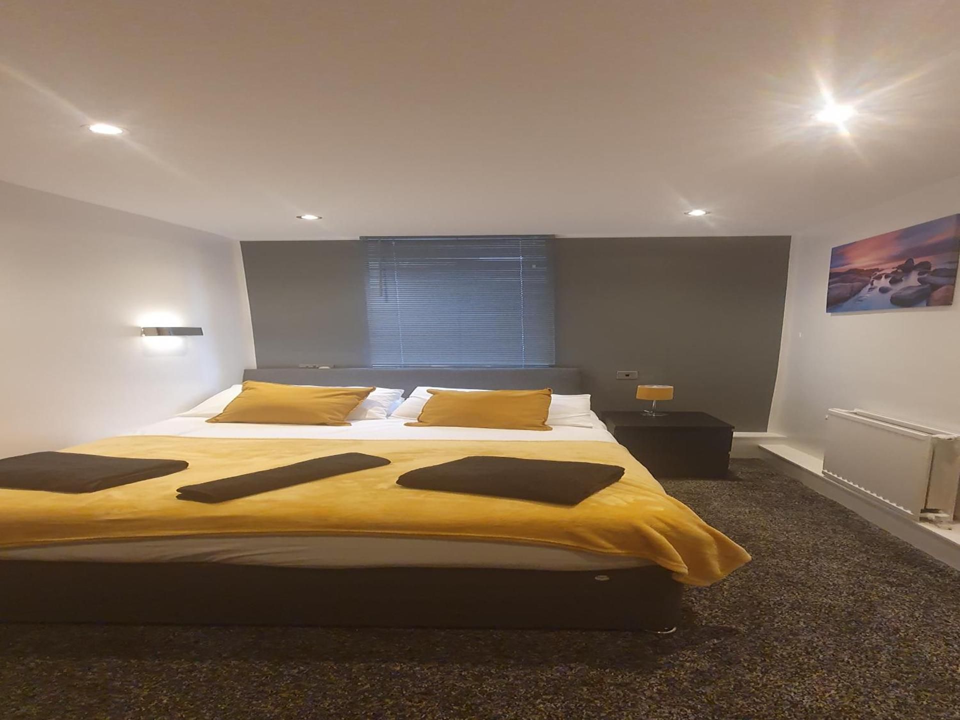 undefined South Beach Kings Promenade Hotel 4