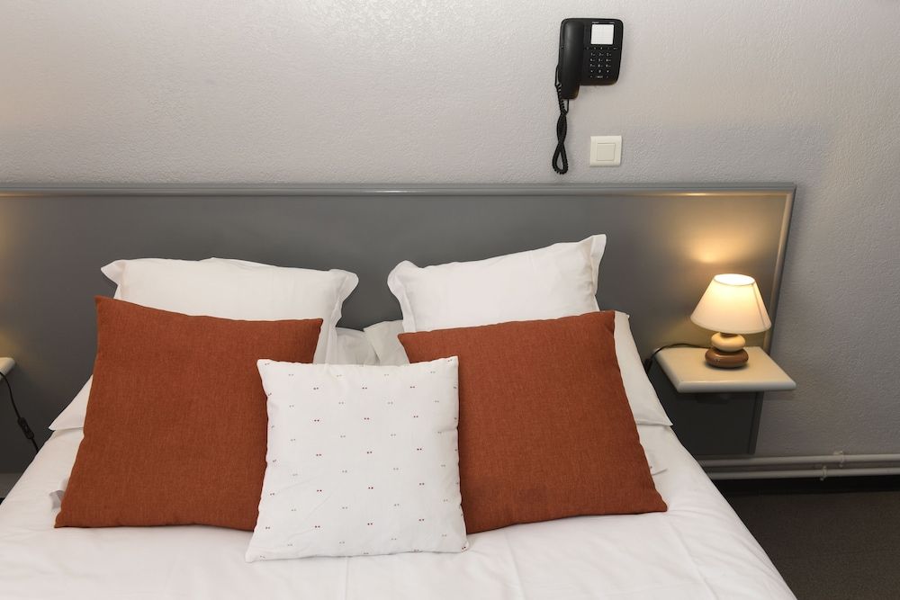 Double Room, Bathtub