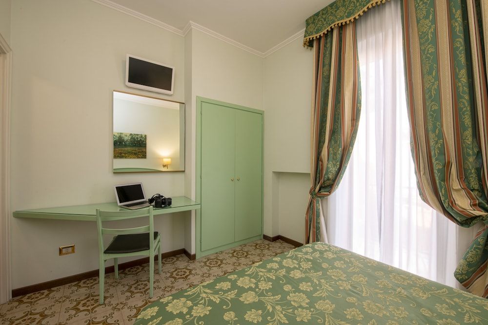 Junior Double Room