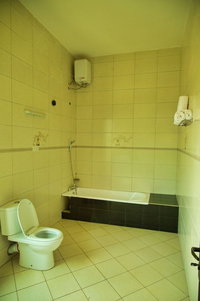 Lake Point Villa Deluxe Double Room 7