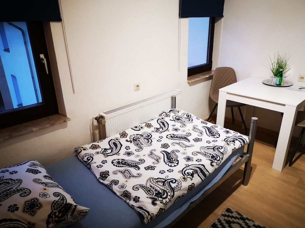 Gästeliesel Göttingen Twin Room (Heisenberg)