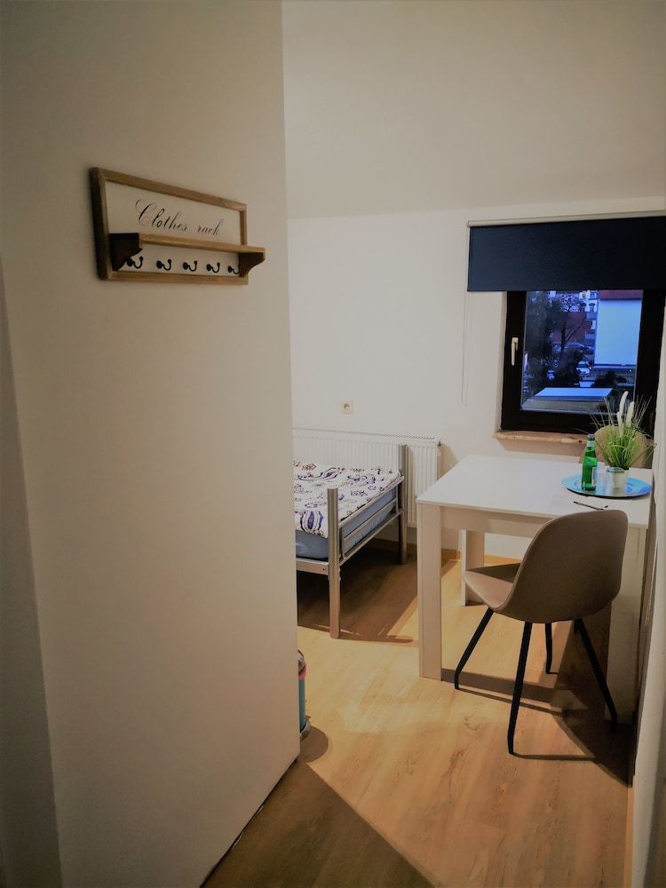 Gästeliesel Göttingen Twin Room (Heisenberg) 7