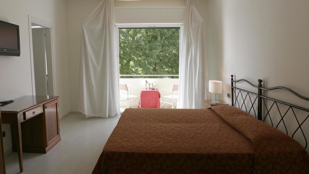 Hotel Sorriso Economy Double Room, Garden View, Annex Building 5