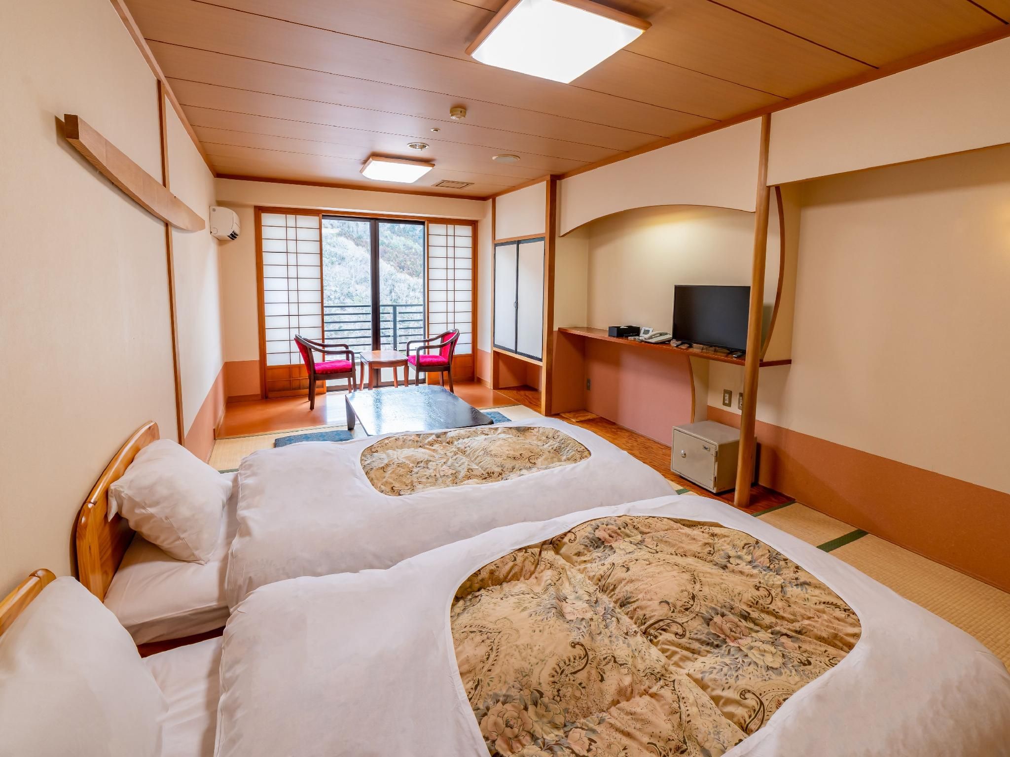 Japanese Style Room 10 Tatami with 2 Beds