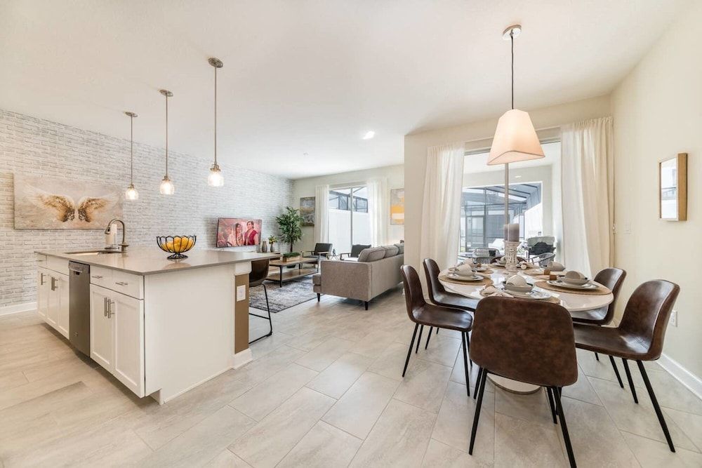 undefined Beautiful House in Storey Lake Near Disney 10