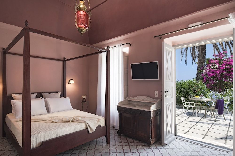 undefined Dimael Mansion