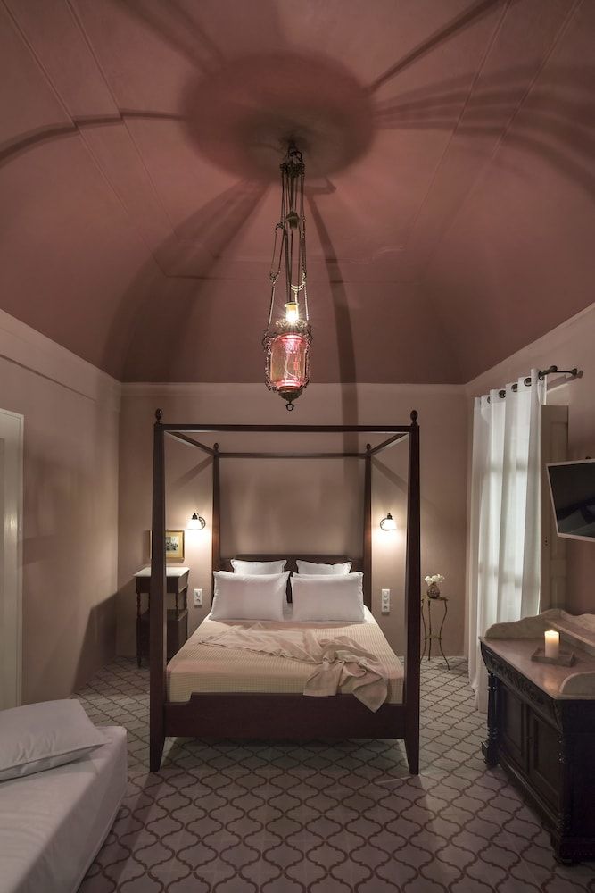 Dimael Mansion Suite (Red) 9