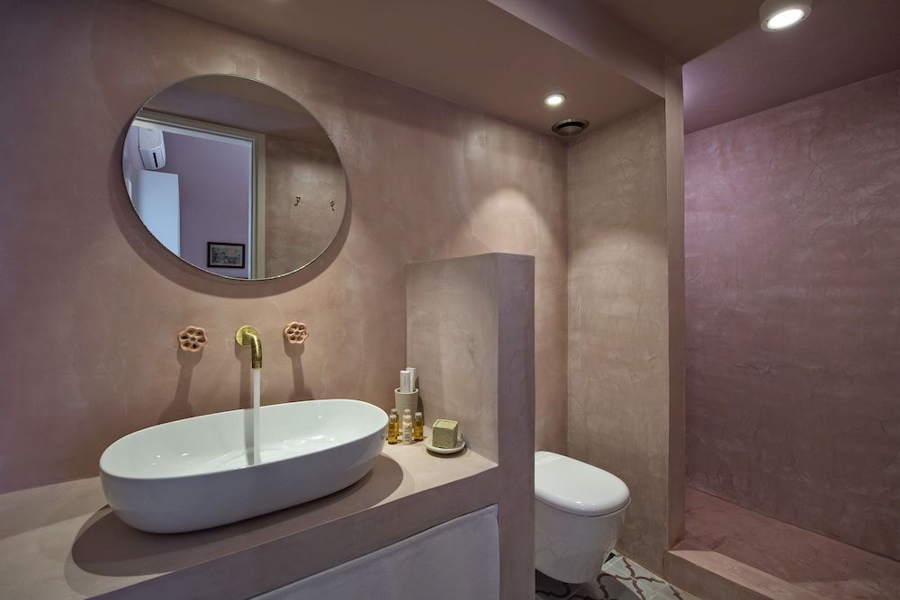 Dimael Mansion Suite (Red) 8