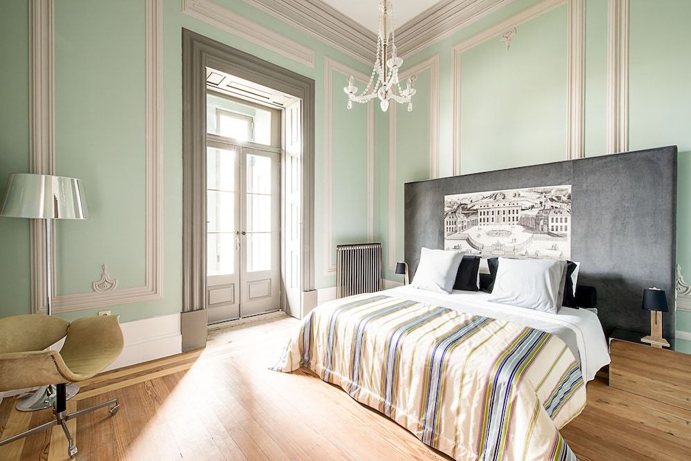 undefined Charm Palace 8