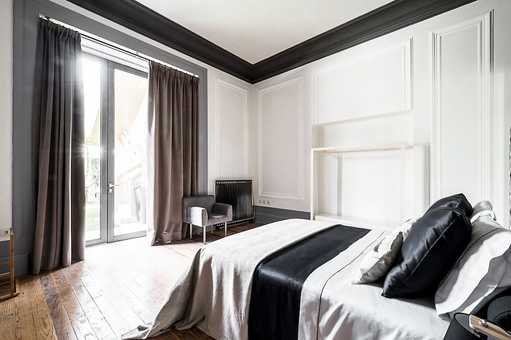 undefined Charm Palace 2