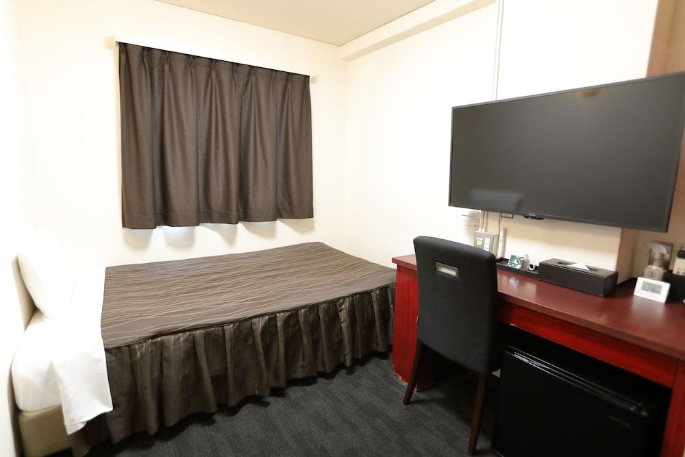 undefined Osaka Corona Hotel 4