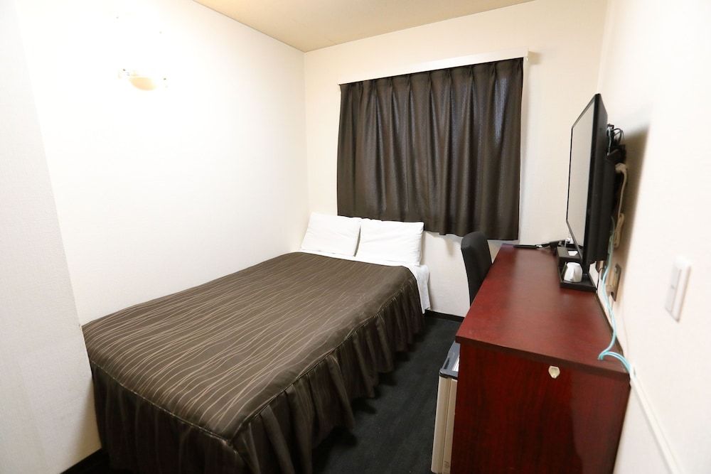 undefined Osaka Corona Hotel 8