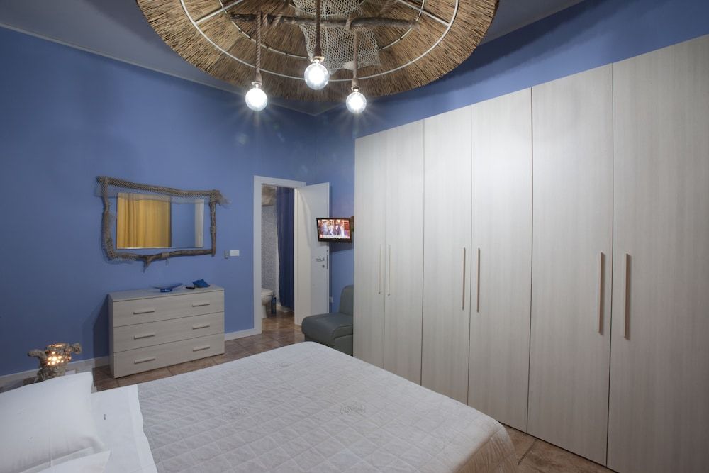 Marini Bed&Breakfast Deluxe Triple Room 3