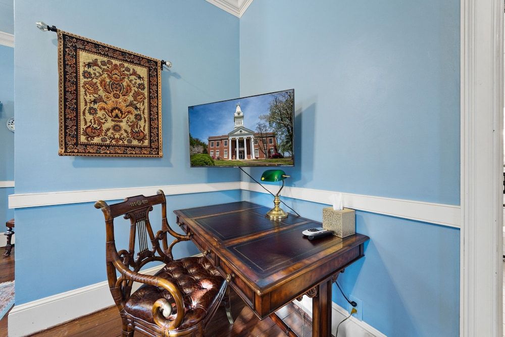 The Inn on North Jefferson Room, 1 King Bed 6