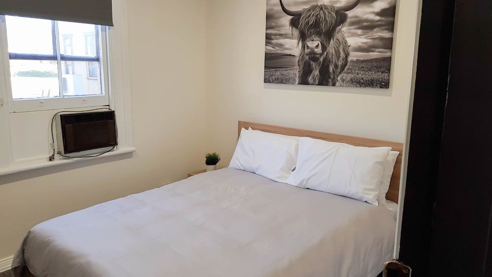 Argyle Hotel Southern Highlands Superior Room, 1 Queen Bed, Ensuite 2