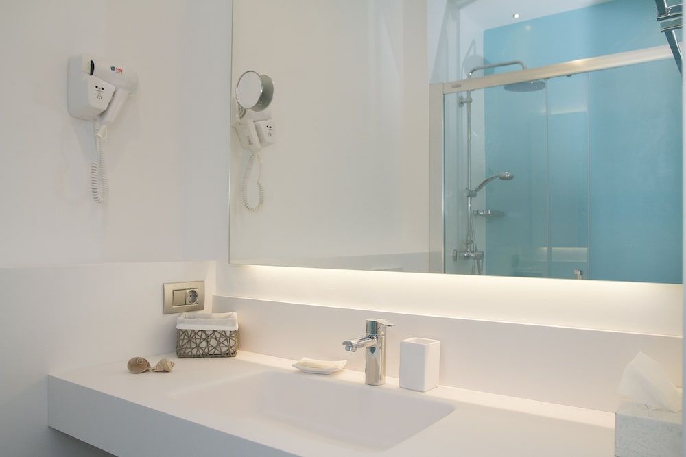 Hotel Romantic Los 5 Sentidos Comfort Room, 1 Bedroom, Non Smoking, Private Bathroom (Oido) 6