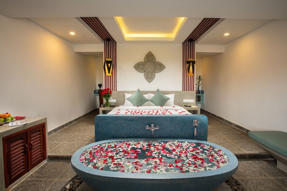 Khmer Mansion Residence Deluxe Double Room, 1 King Bed 2