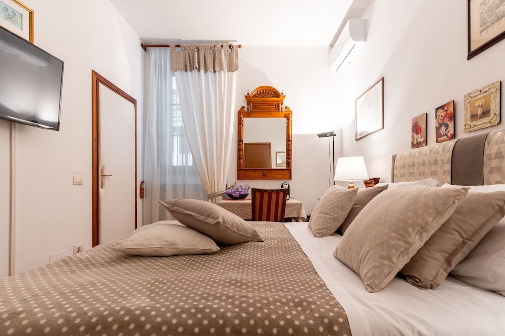 Affittacamere Valentina Standard Room, 1 King Bed, Non Smoking, Private Bathroom 5