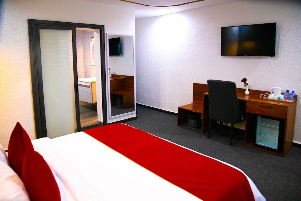 Hotel La Casa Cielo Premium Room, Pool View