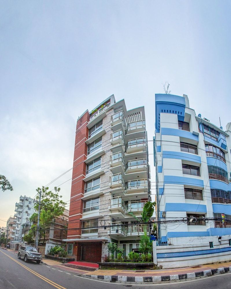 undefined Hotel La Villa Western 4