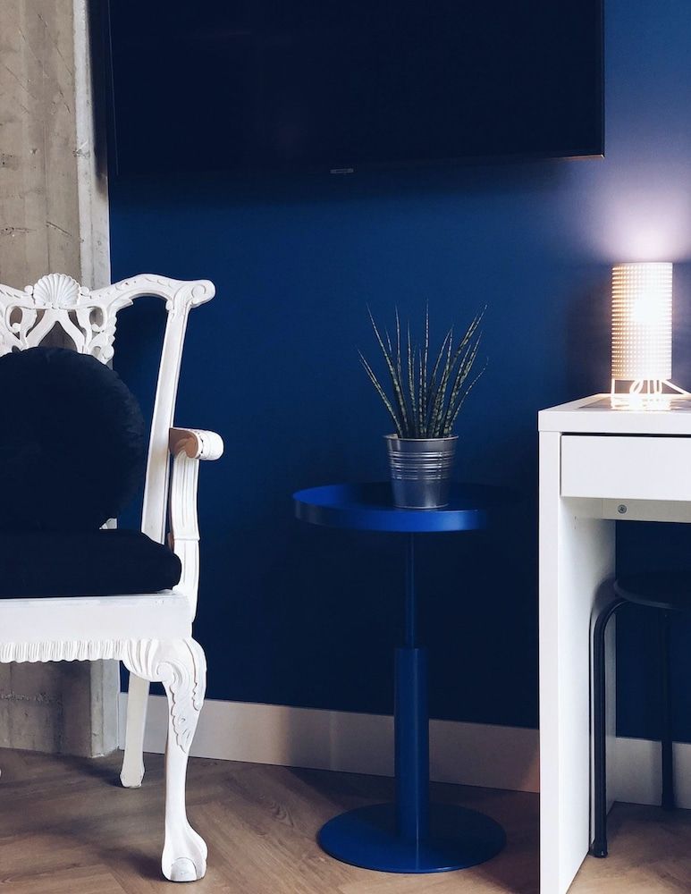 Bed Bites & Business Hotel Rotterdam Classic Double Room 5