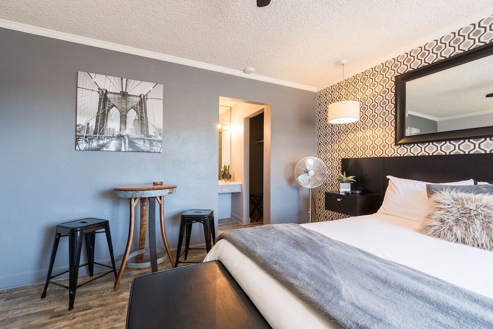 Shell Beach Inn Room 3 - King Room 3